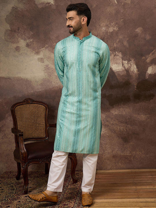 Men Thread Embroidered Straight Kurta