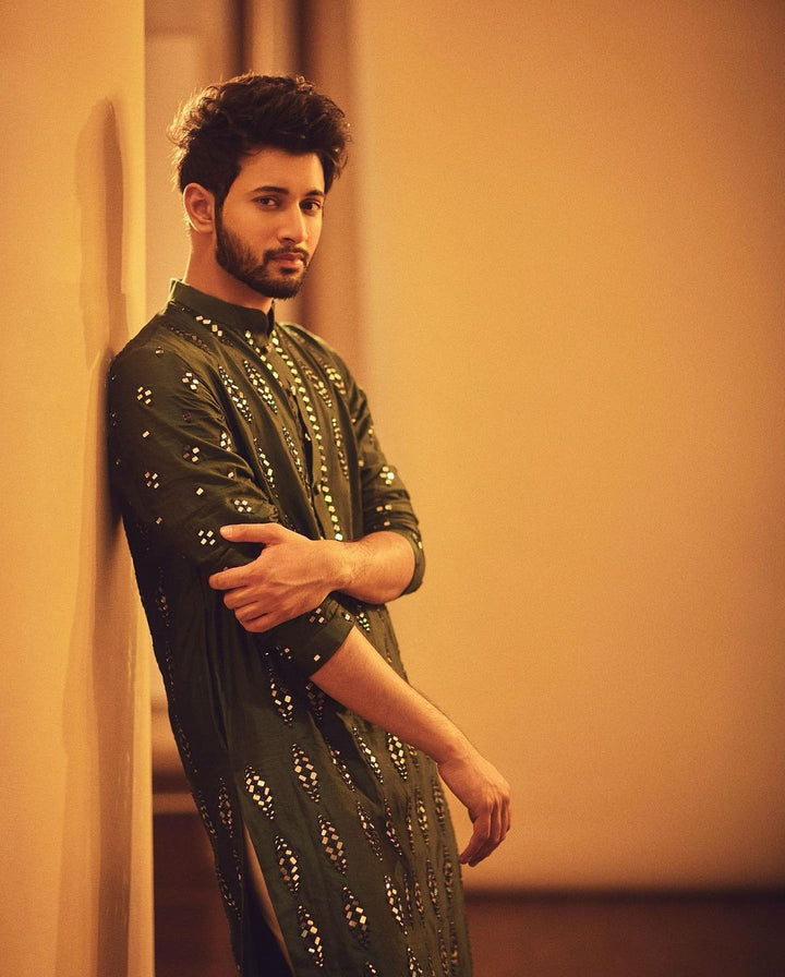 Royal Black Embroidered Kurta Set for Men