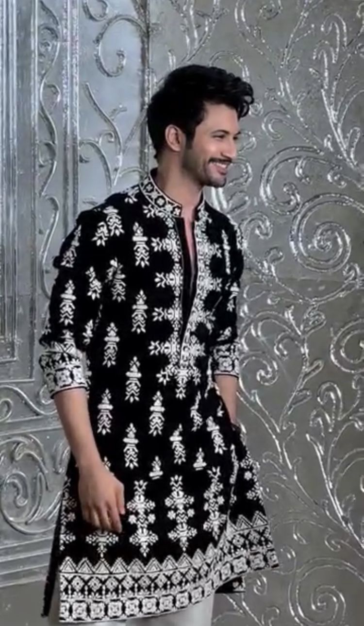 Black Velvet Kurta with Detailed Embroidery