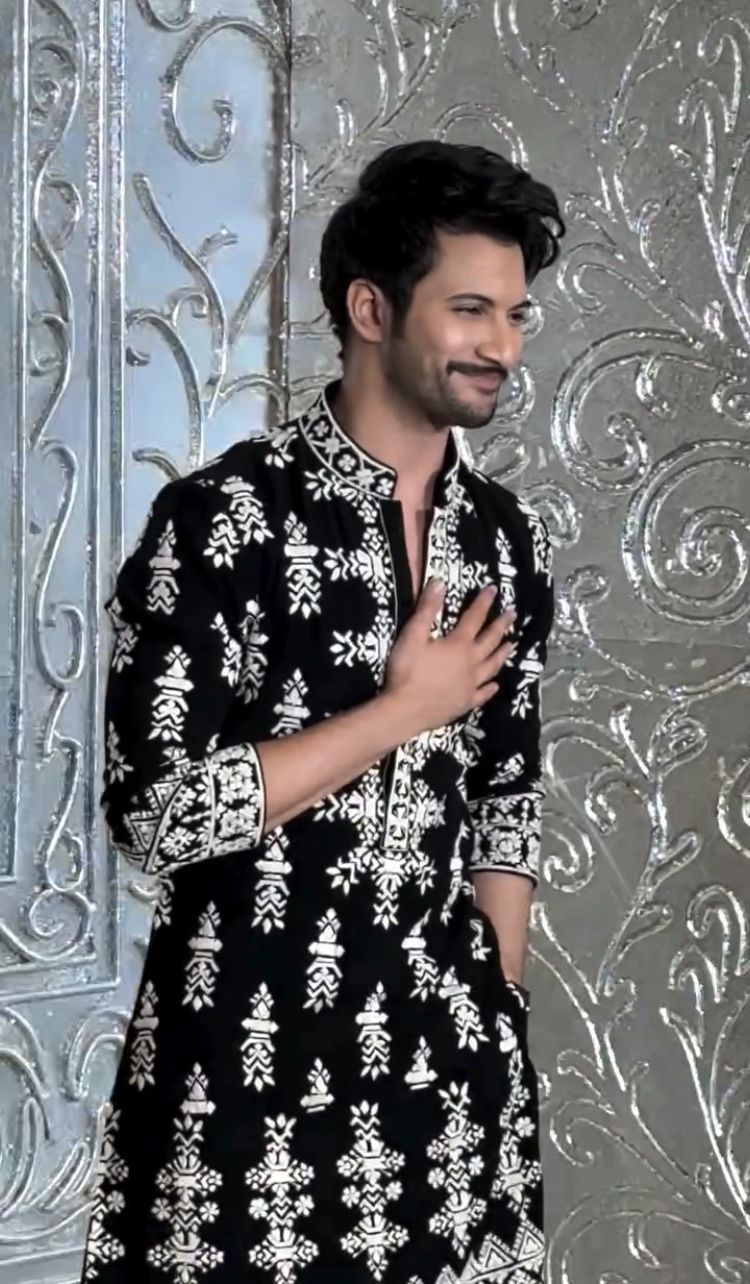 Black Velvet Kurta with Detailed Embroidery