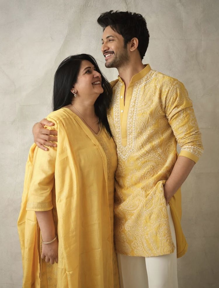Elegant Yellow Embroidered Kurta for Men – Traditional Style