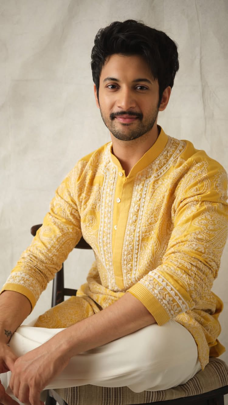 Elegant Yellow Embroidered Kurta for Men – Traditional Style