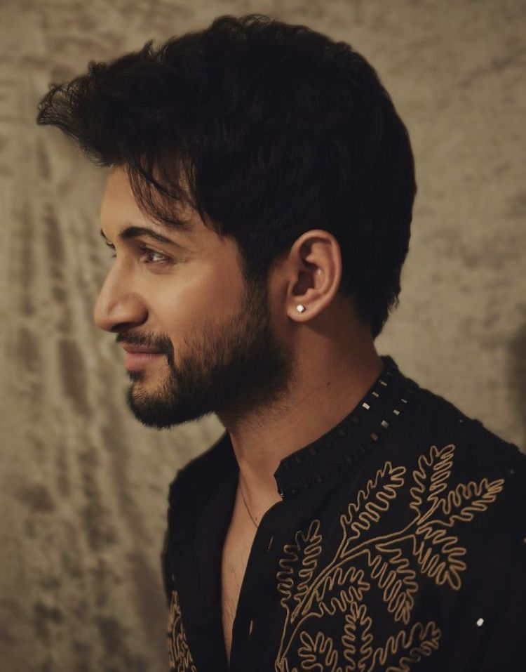 Elegant Black Kurta for Men – Perfect for Weddings & Festivals